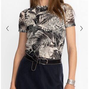 Johnny Was Jade  M  Mesh black and cream print short sleeved tee￼